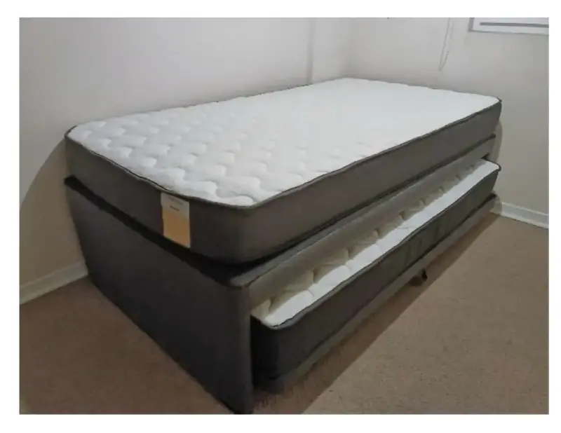 Cama con colchón y nido - 1