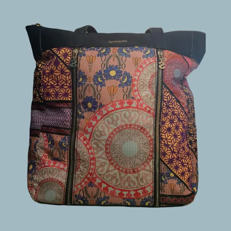 Bolso tote estampado colorido - 3