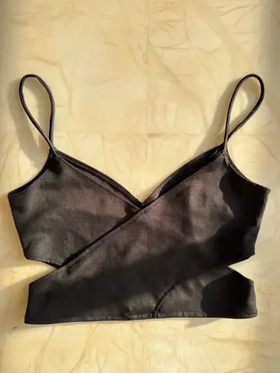 Top negro cut out - miniatura 3