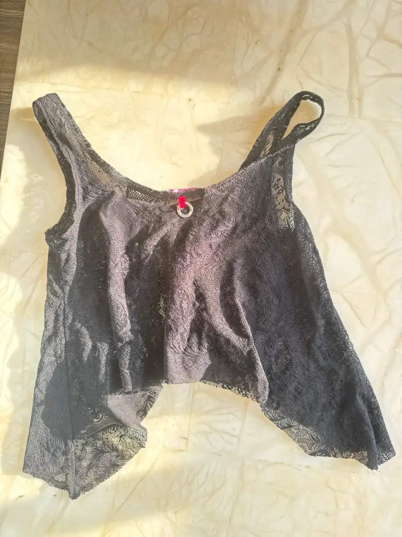Top de encaje negro - 5