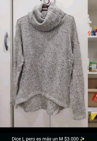 Suéter blanco con cuello alto - miniatura 3