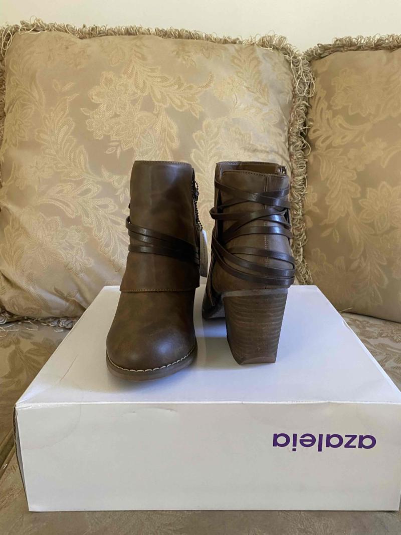 Botines marrones con tacón AZALEIA - 1