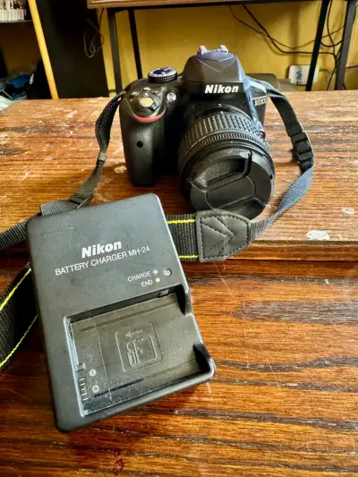 Cámara DSLR Nikon D3300 - miniatura 1