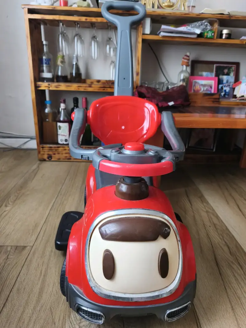 Auto de paseo para niños - 1