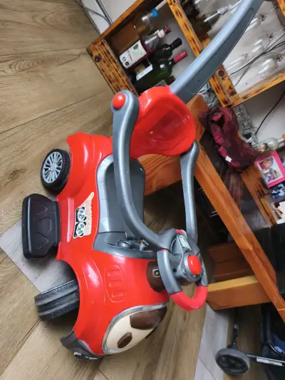 Auto de paseo para niños - miniatura 3