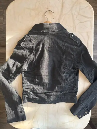 Chaqueta de mezclilla negra - miniatura 4