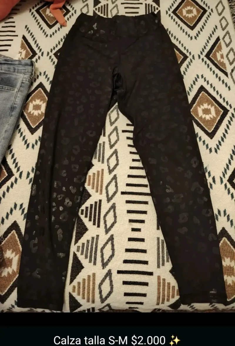 Leggings negros estampados - 1
