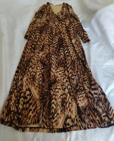 Vestido largo estampado animal print - miniatura 1