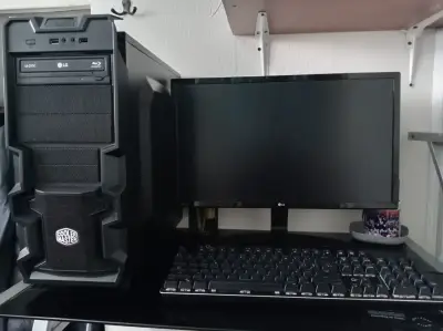 PC Gamer completo con accesorios - miniatura 2