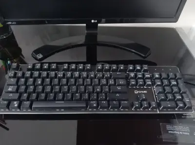 PC Gamer completo con accesorios - miniatura 4