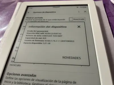 Kindle 8va gen E-reader blanco Amazon con cable - miniatura 4
