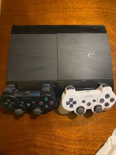 Consola PS3 con 2 controles y FIFA 17 - miniatura 5