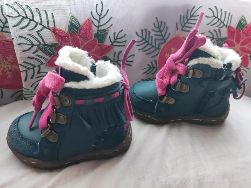 Botas infantiles azul con rosado - 3