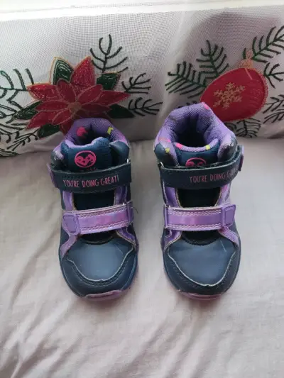 Zapatillas infantil azul con morado - miniatura 1