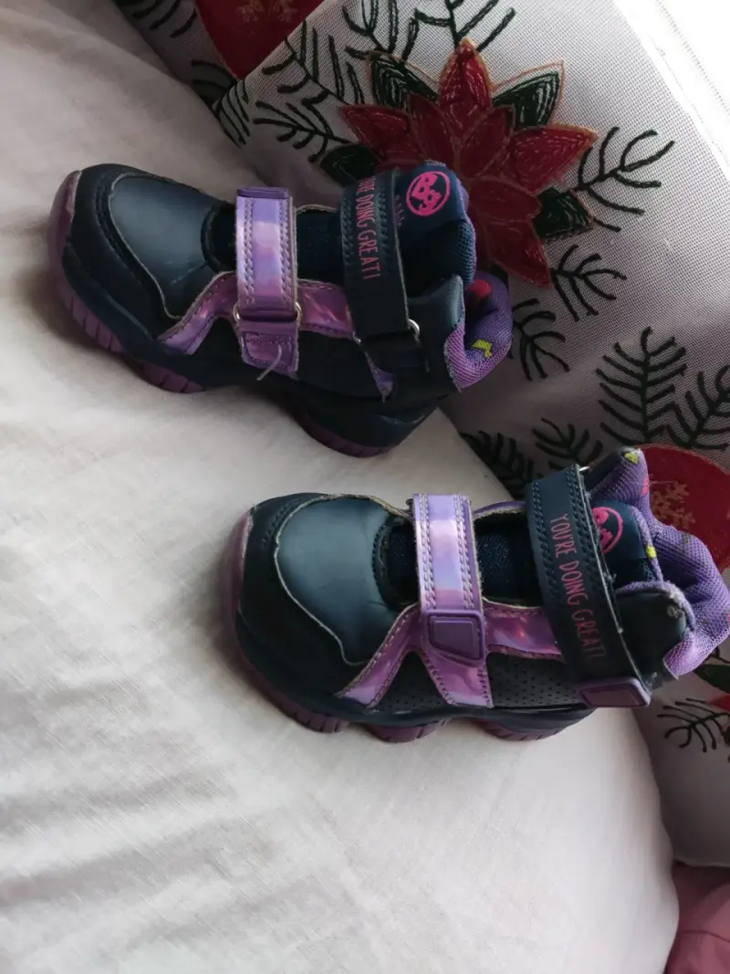 Zapatillas infantil azul con morado - 2