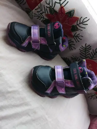 Zapatillas infantil azul con morado - miniatura 2