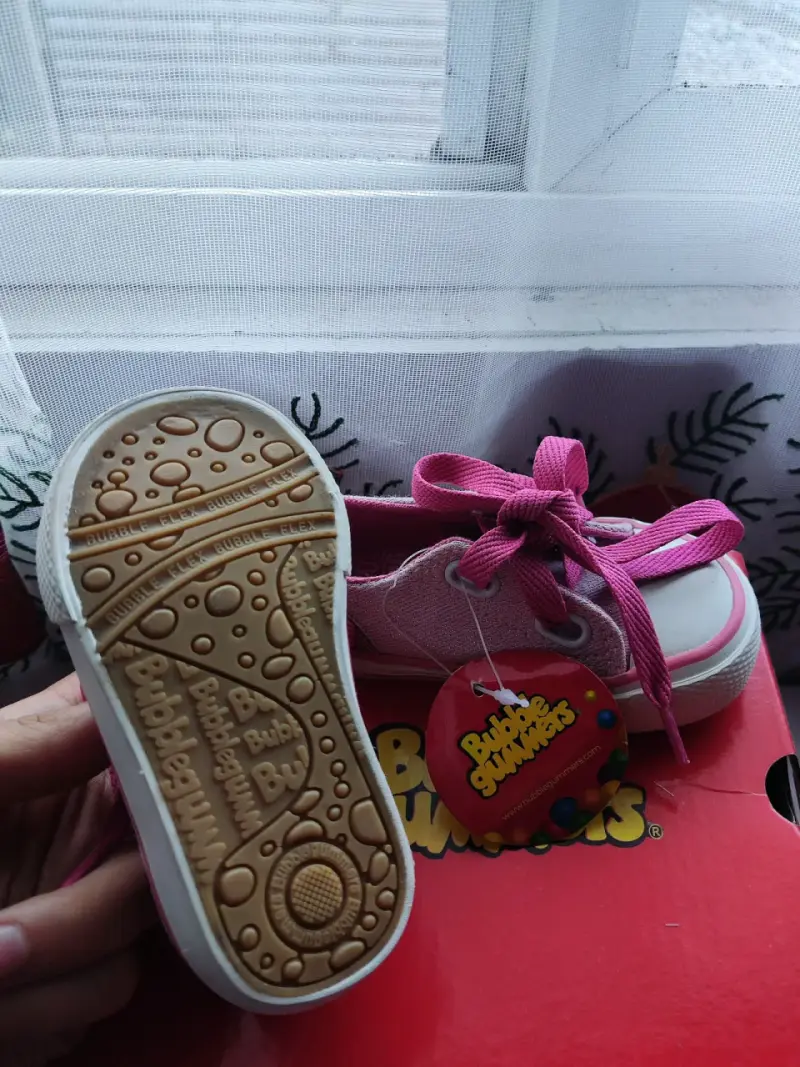 Zapatillas rosadas con estrellas - 3