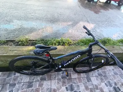 Bicicleta Oxford negra - miniatura 1