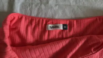 Top fucsia sin mangas - miniatura 2