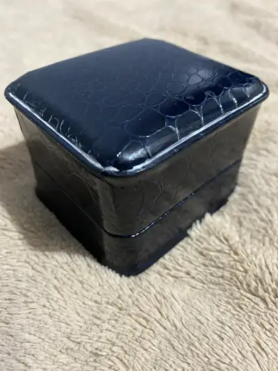 Gemelos dorados con caja - miniatura 2