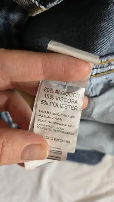 Jeans azul clásico para mujer - miniatura 3