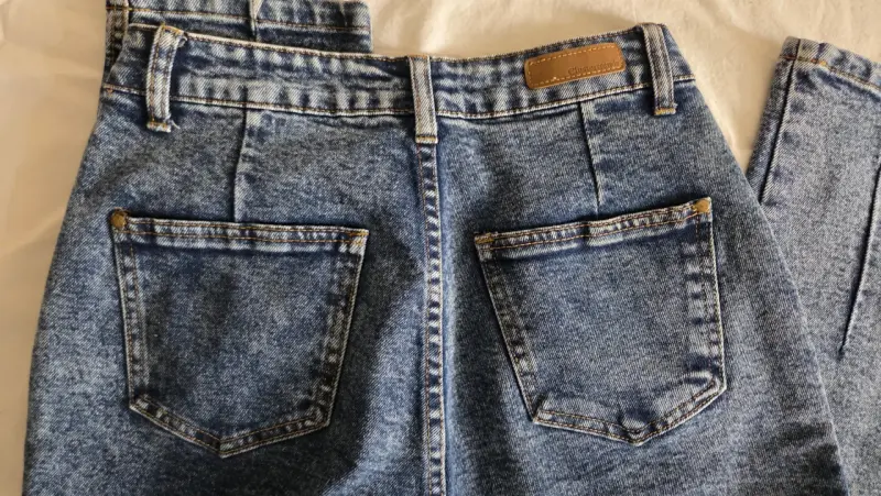 Jeans azul clásico para mujer - 4