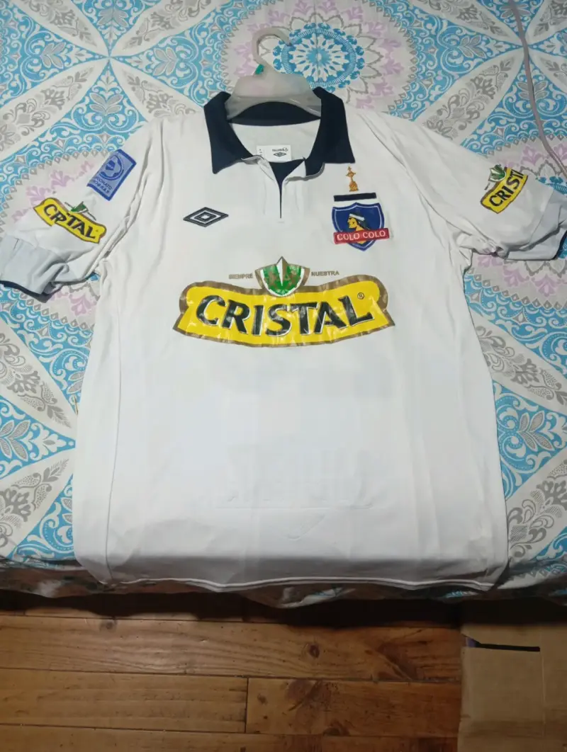 camiseta titular de Colo-Colo del año 2013 - 2