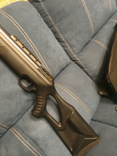 RIFLE UMAREX OCTANE ELITE CAL. 5,5 cómo nuevo - miniatura 3