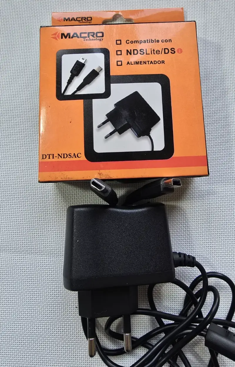 Cargador Macro para NDS Lite/DS - 2