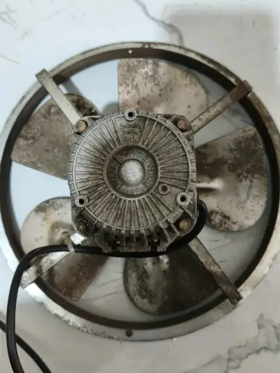 Ventilador  industrial metálico usado - miniatura 2