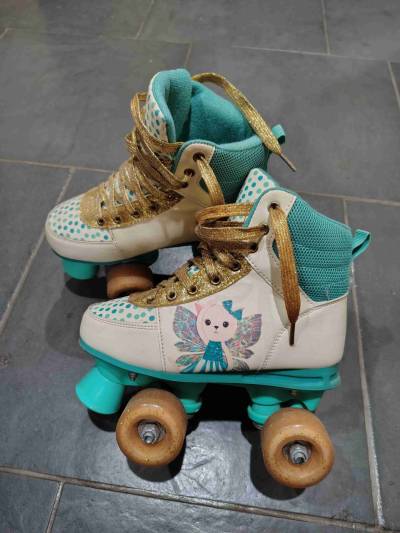 Patines infantiles coloridos - miniatura 1