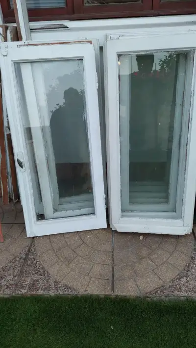 Ventanas de madera blancas - miniatura 1