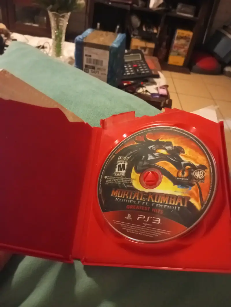 Mortal Kombat Komplete Edition - PS3 (Disco Impeca - 2