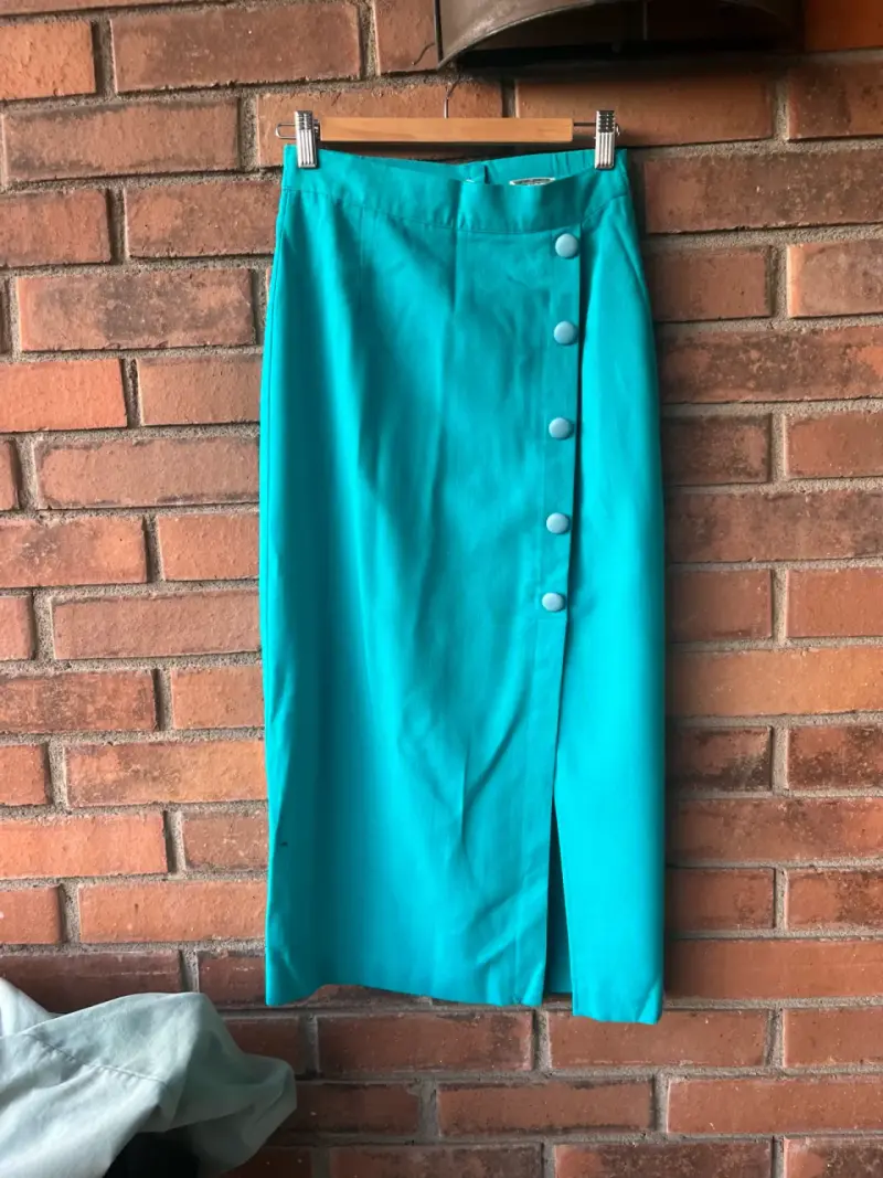 Falda lápiz turquesa botones S - 4
