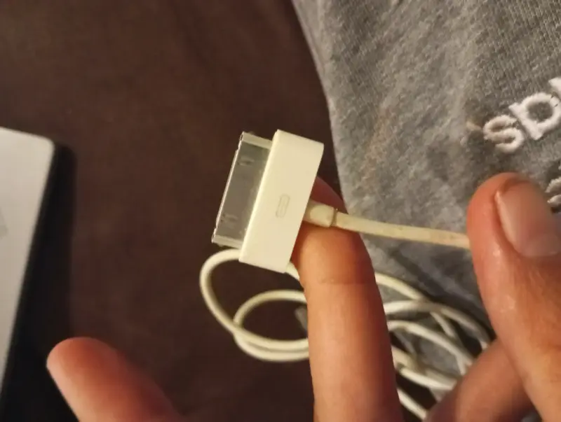 Cable Original Apple 30 Pines (iPod, iPhone 4s, iP - 1
