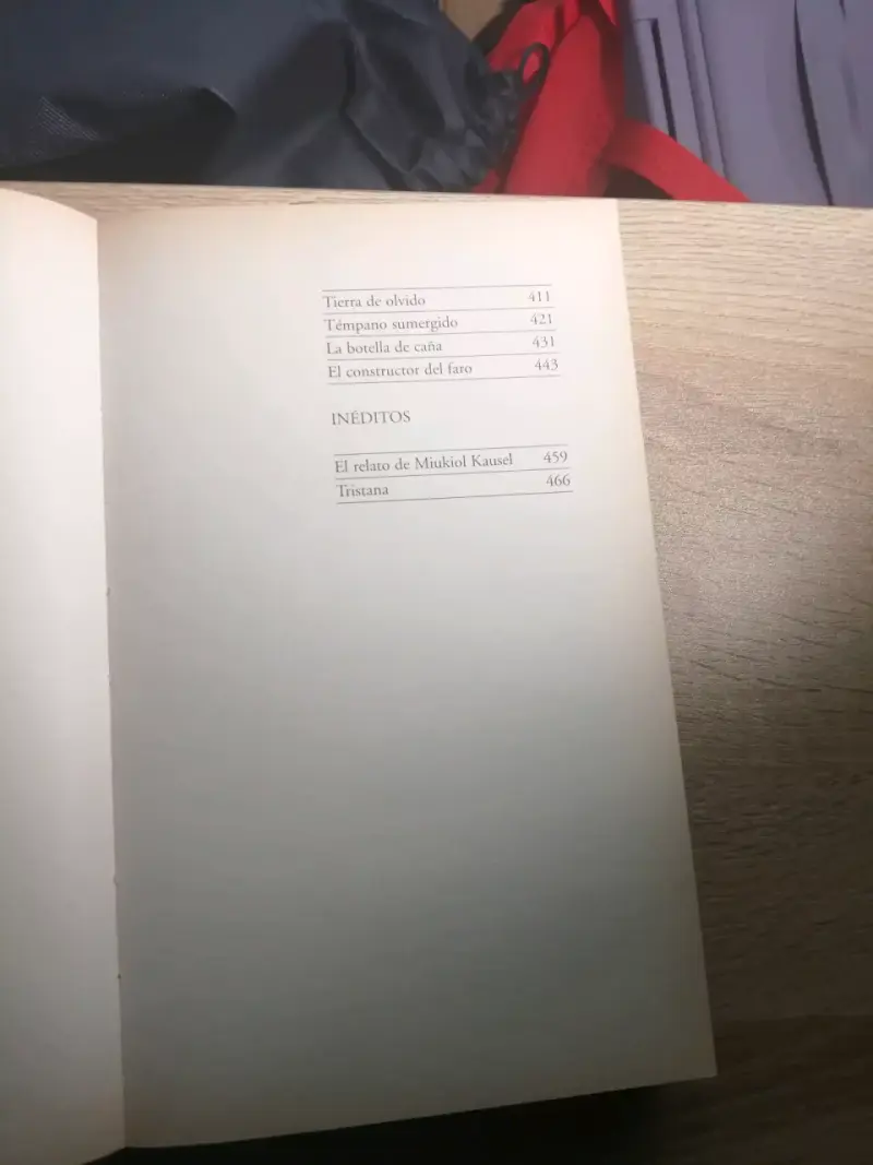 Set de libros variados - 4