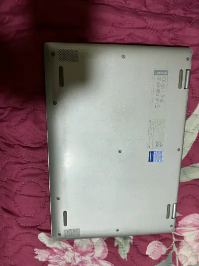 2 Laptop Lenovo Yoga gris - miniatura 3