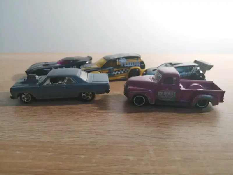 Autos Hot Wheels - 2