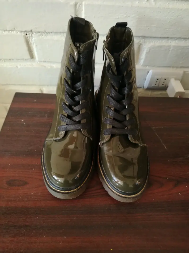 Botas charol verde militar - 1