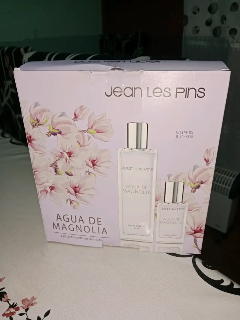 Perfume Jean Les Pins Agua de Magnolia