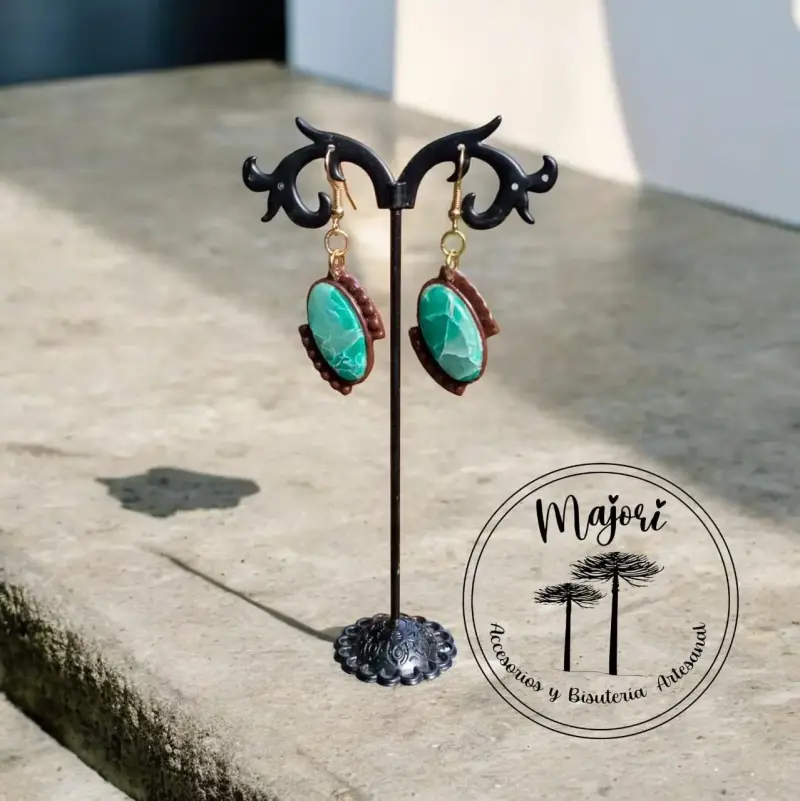 Aros de piedra verde artesanal