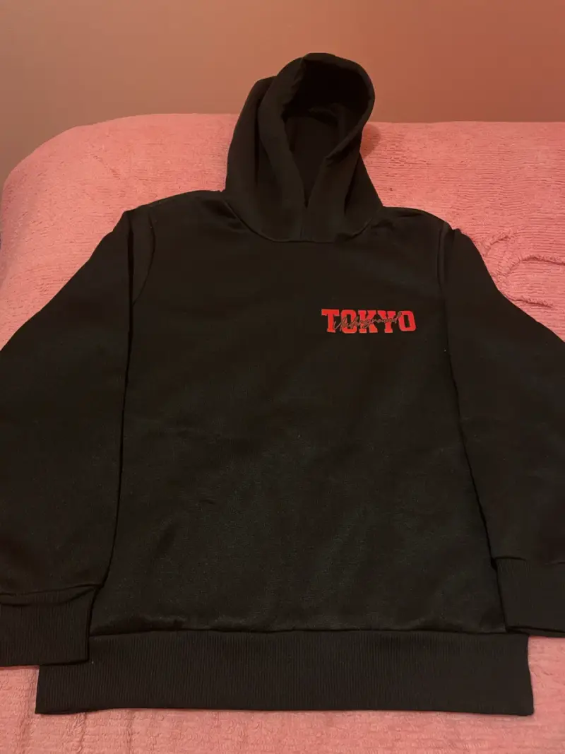 Polerón negro Tokyo con capucha - 1