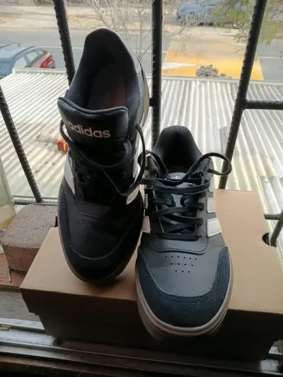 Zapatillas Adidas - miniatura 2
