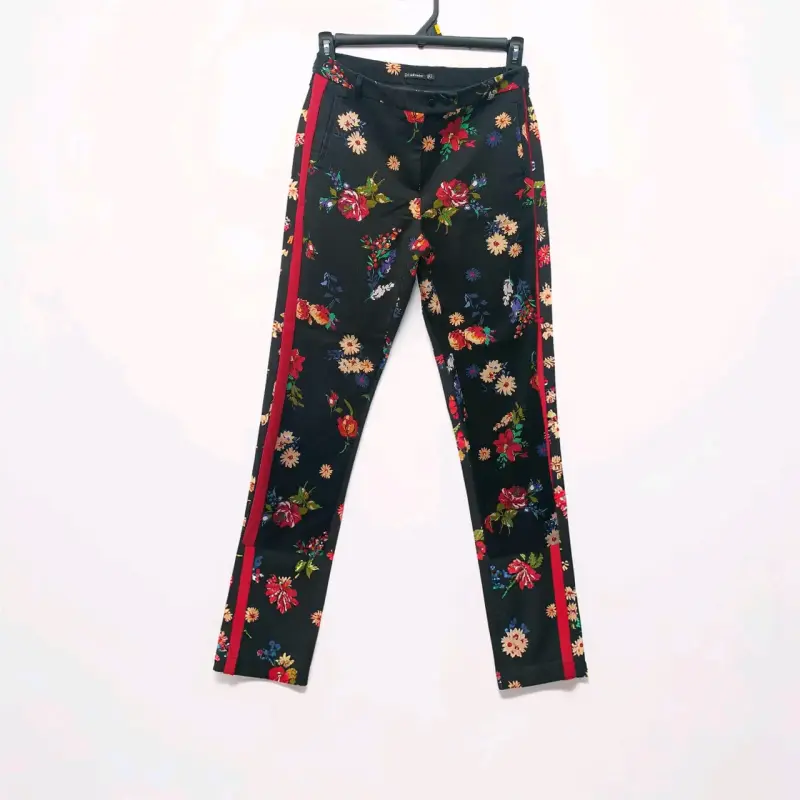 Pantalón floral negro - 2