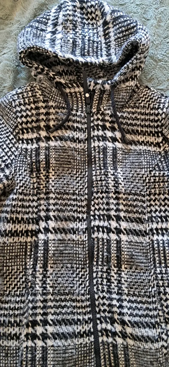 Chaqueta de lana con capucha talla M - 1
