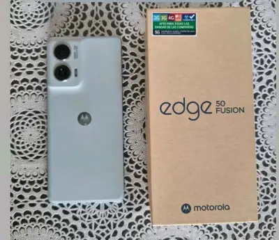 Motorola Edge 50 Fusion celeste claro - miniatura 1