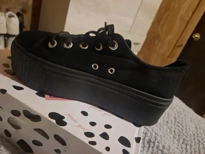 Zapatillas negras con plataforma - 1