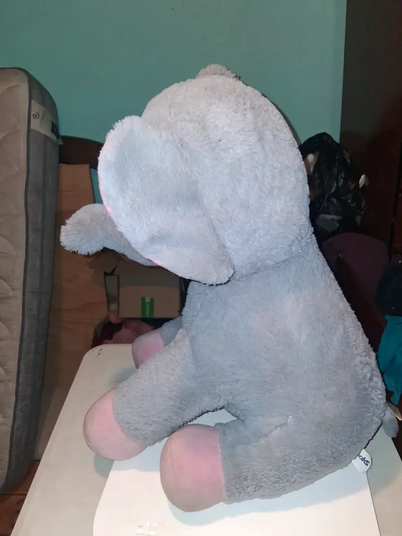 Peluche grande de elefante gris - 4