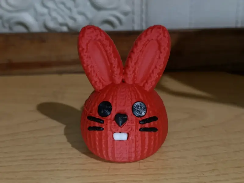 Figura decorativa conejo rojo