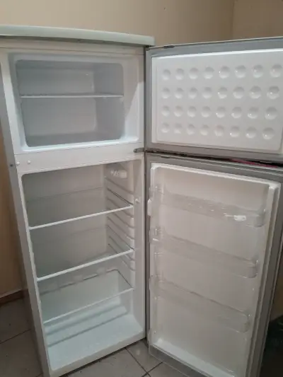 Refrigerador Sindelen color plata - miniatura 4